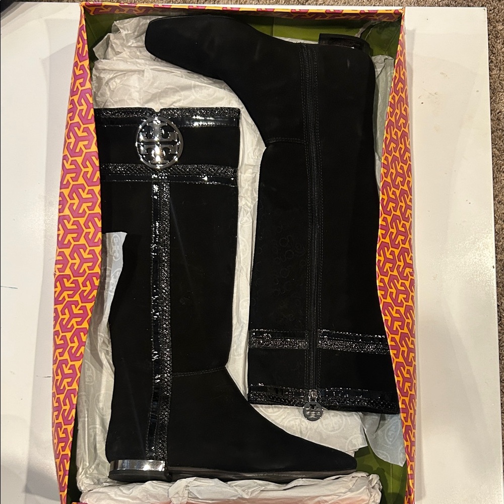 Tory Burch Sabina Boot Suede/Snake with Silver Details - Size 8 ***Great Value